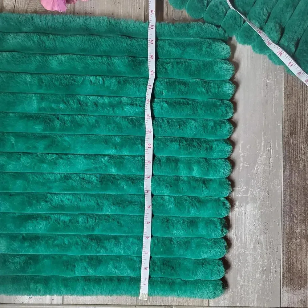 Boutique Brand Super Soft Velvet Decorative Throw Pillow Covers Christmas Green